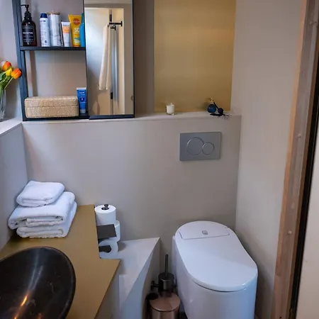 住宿加早餐酒店 Houseboat Reussi