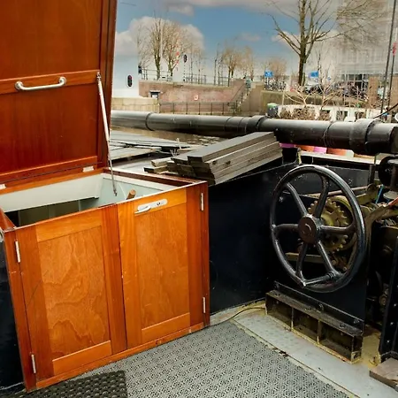 Houseboat Reussi Frühstückspension Amsterdam