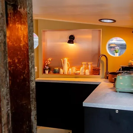 Houseboat Reussi Frühstückspension Amsterdam