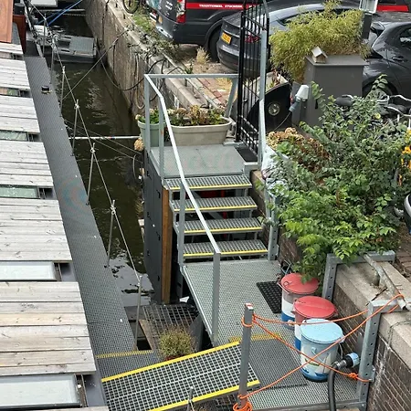 Frühstückspension Houseboat Reussi Amsterdam